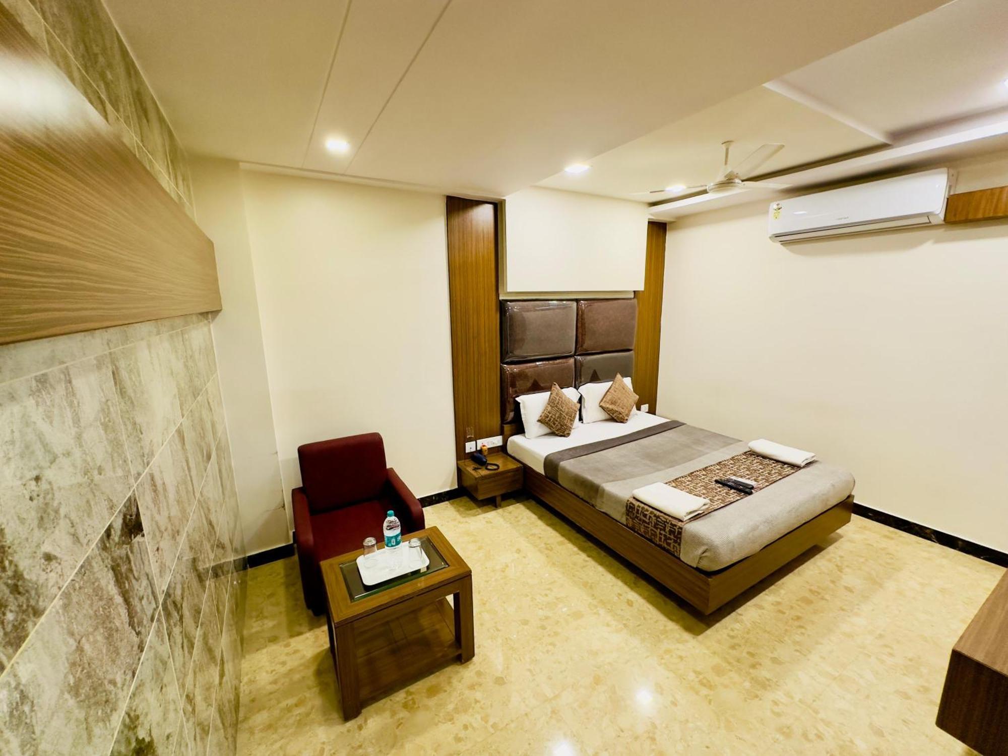 Sheraton Grande At Puratchi Thalaivar Dr Mgr Central Railway Station เชนไน ภายนอก รูปภาพ