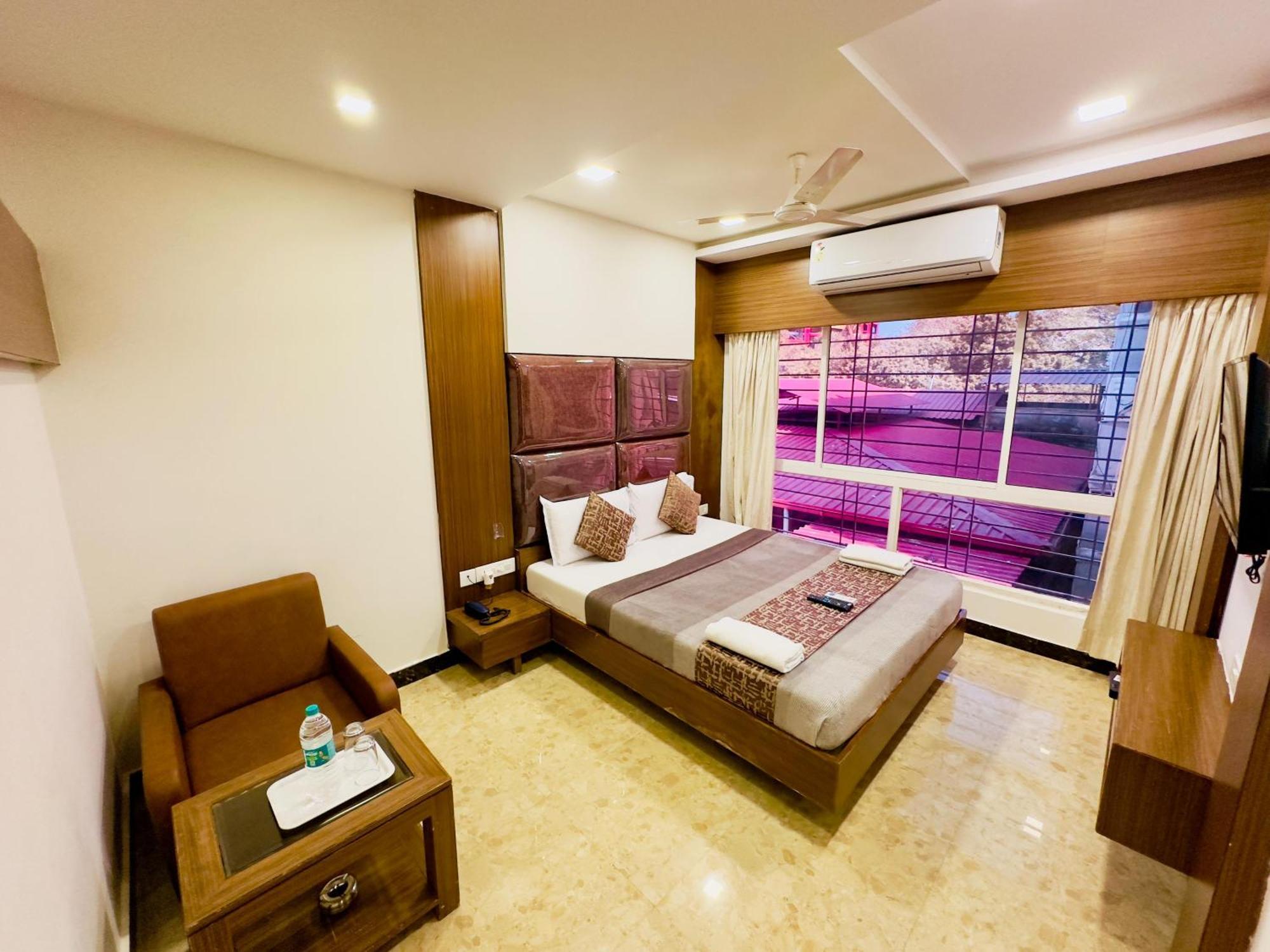 Sheraton Grande At Puratchi Thalaivar Dr Mgr Central Railway Station เชนไน ภายนอก รูปภาพ