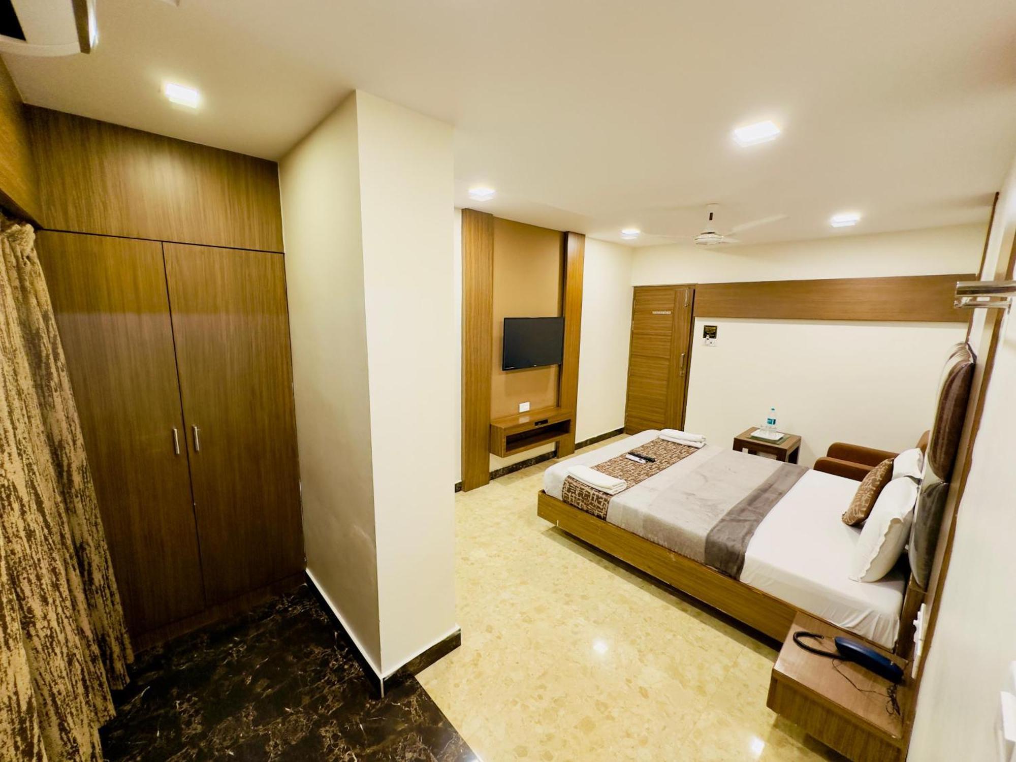 Sheraton Grande At Puratchi Thalaivar Dr Mgr Central Railway Station เชนไน ภายนอก รูปภาพ