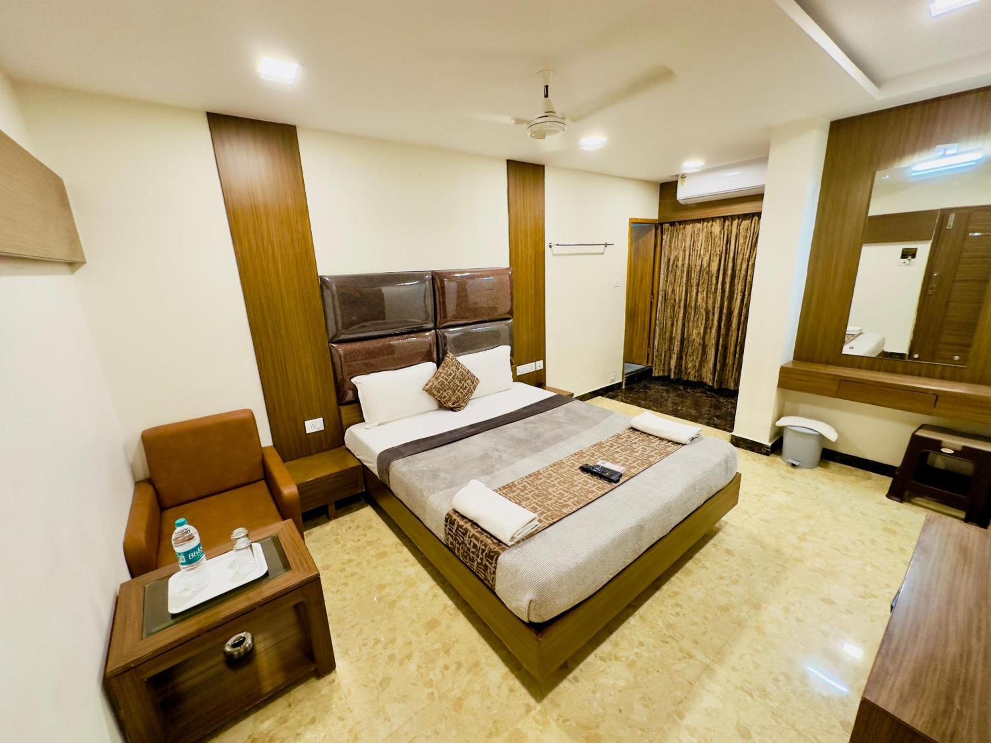 Sheraton Grande At Puratchi Thalaivar Dr Mgr Central Railway Station เชนไน ภายนอก รูปภาพ